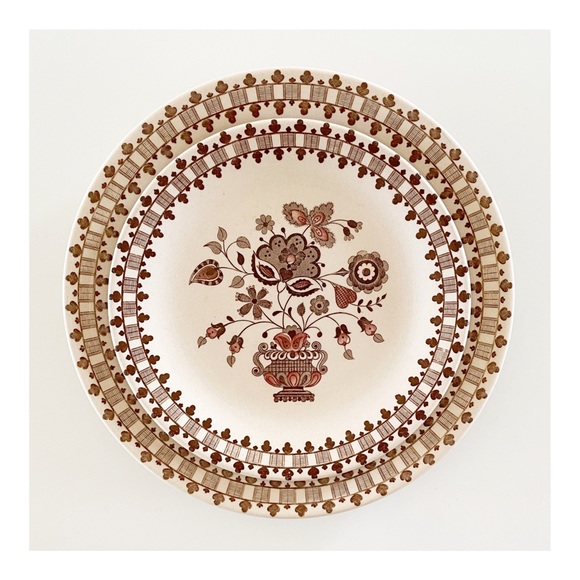 Johnson Bros - Jamestown - Picture 2 of 3